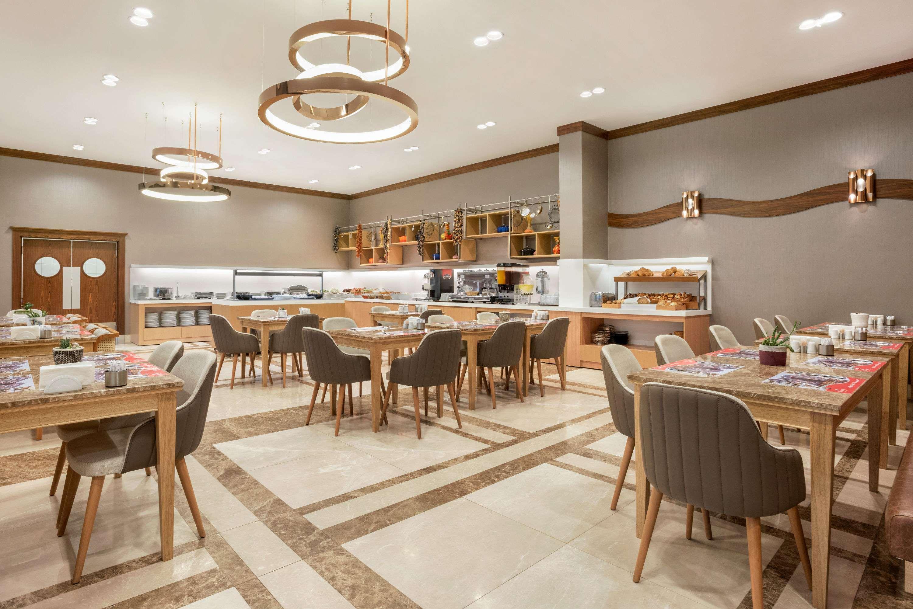 Hotel Ramada By Wyndham Alibeykoy 4*