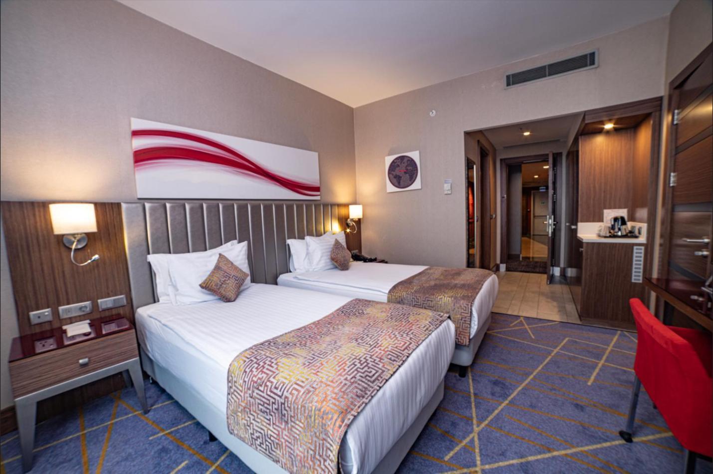 Ramada By Wyndham Alibeykoy Hotel