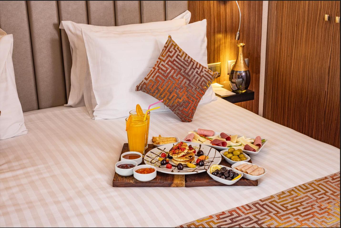 Ramada By Wyndham Alibeykoy Hotel 4*