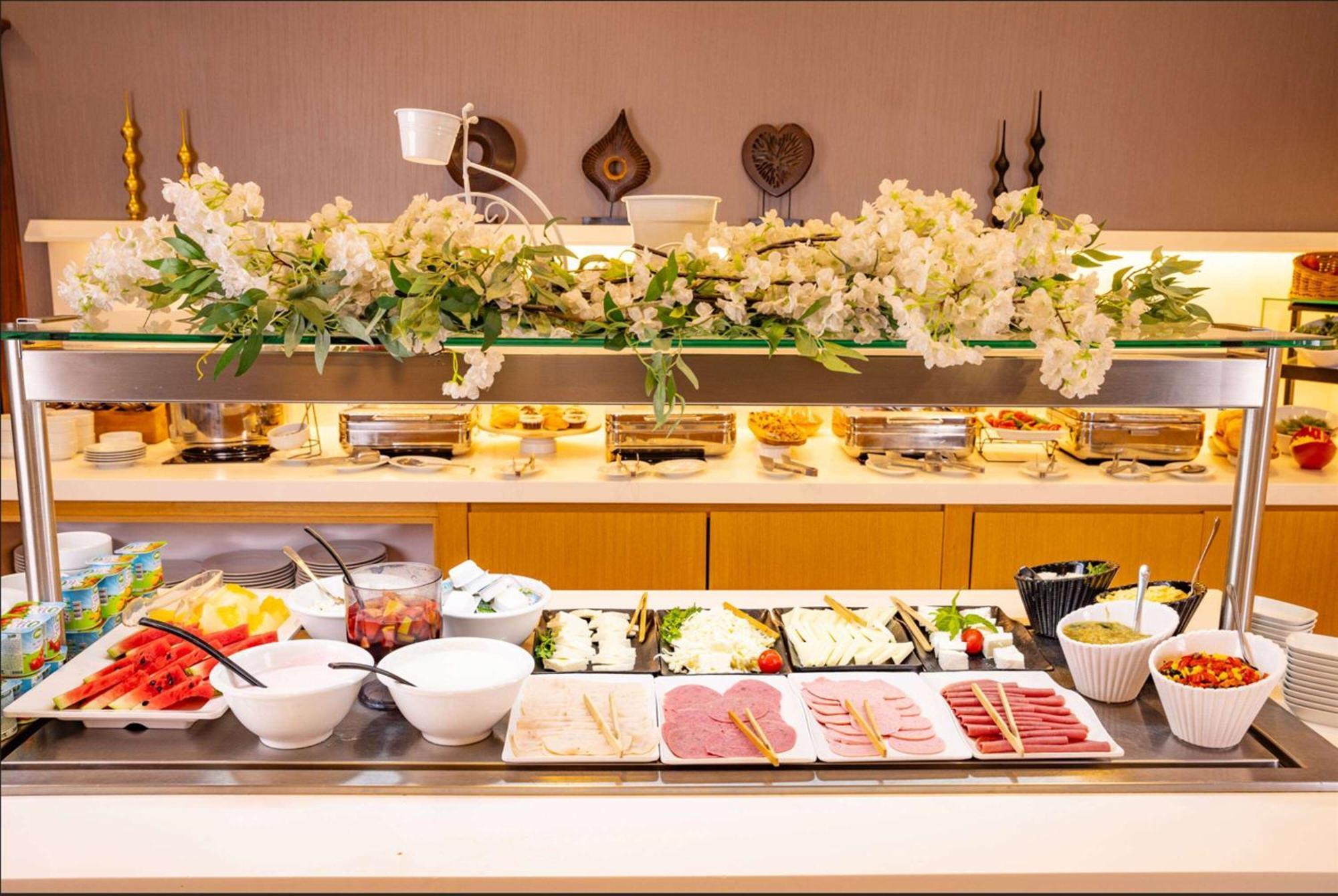 Ramada By Wyndham Alibeykoy Hotel 4*