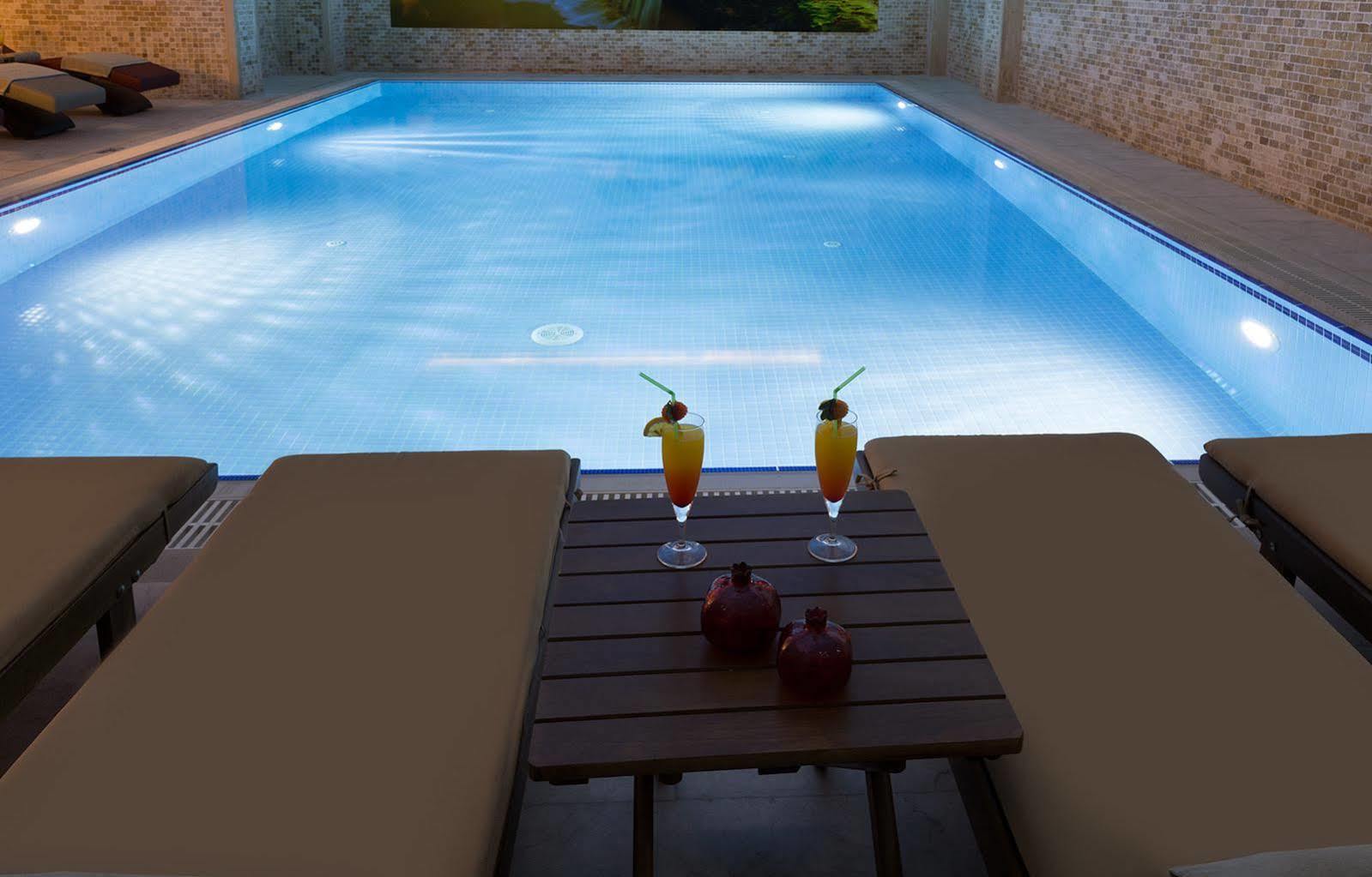 Hotel Ramada By Wyndham Alibeykoy 4*