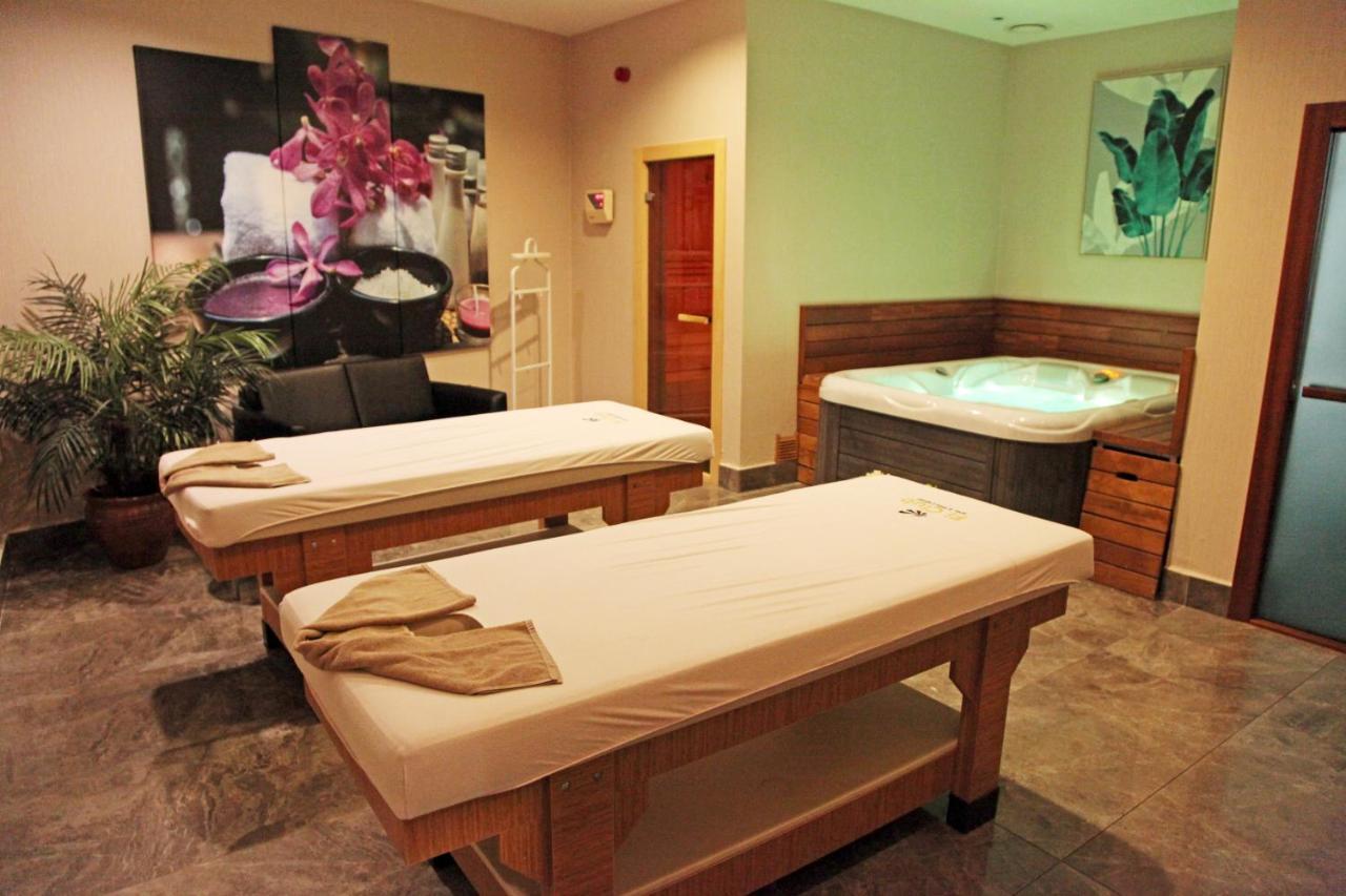 Готель Ramada By Wyndham Alibeykoy 4*